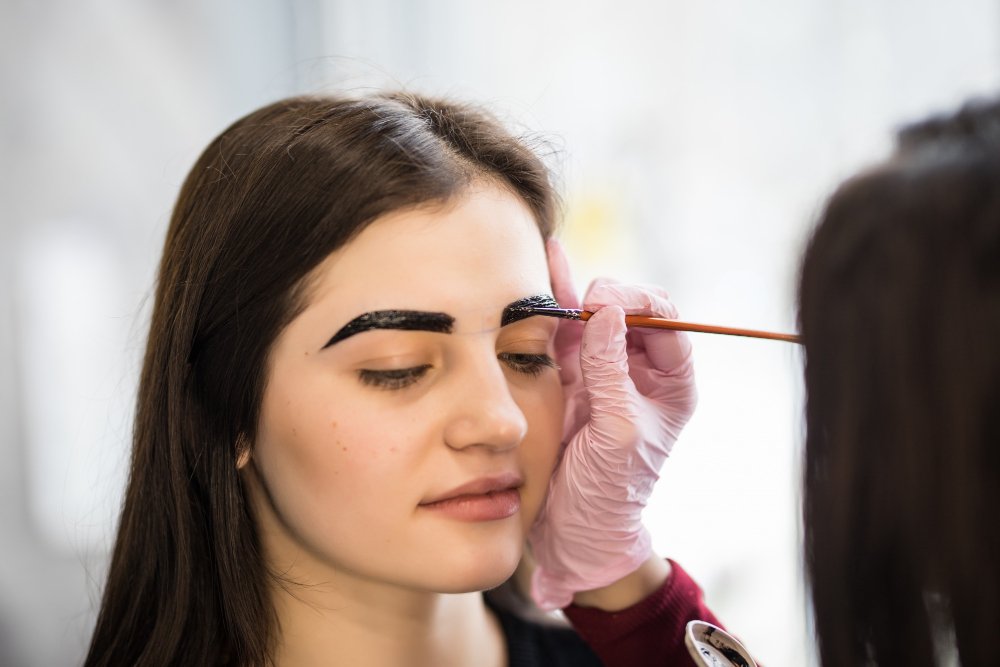 Eyelash Tinting and Laminating