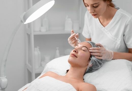 beautician-doing-filler-injection-female-client